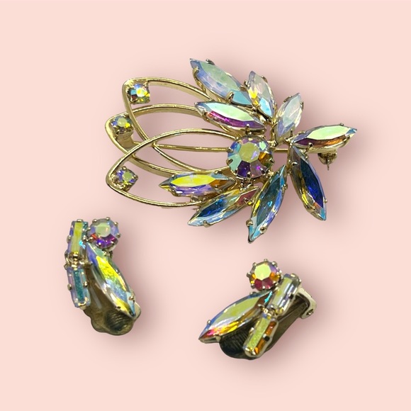 Vintage Crystal Brooch & Earrings Set Aurora Borealis + Gift Box - Picture 4 of 10